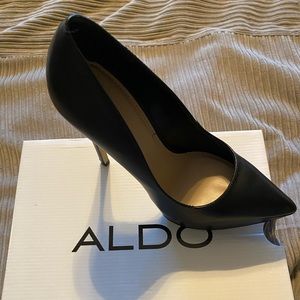 Aldo platform pumps